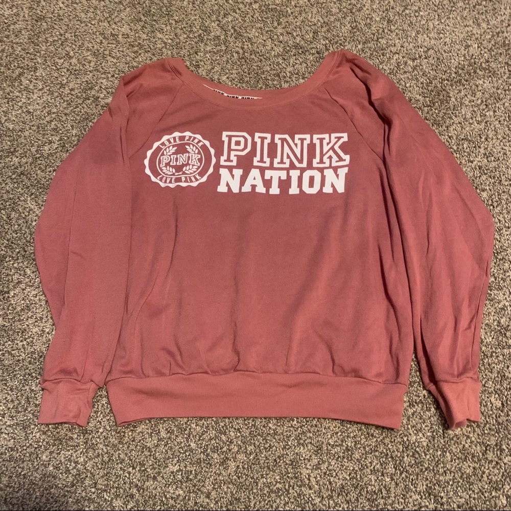 VS PINK CREWNECK